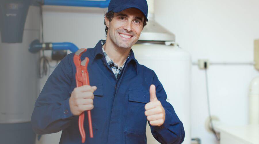 Local tankless water heater installation in Teutopolis, IL